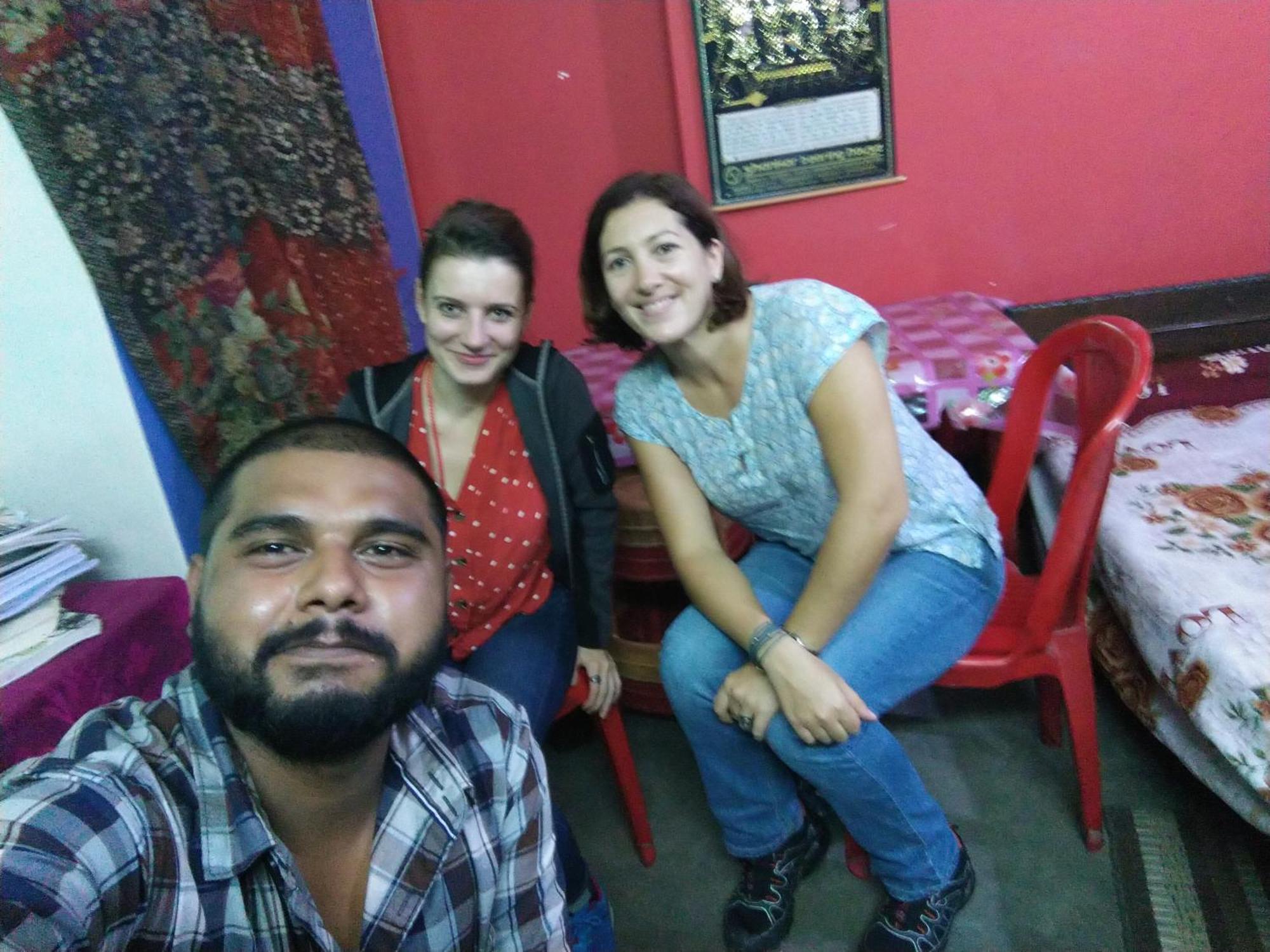 Atathi Niwas Guest House For Backpackers And Travellers Siliguri Camera foto