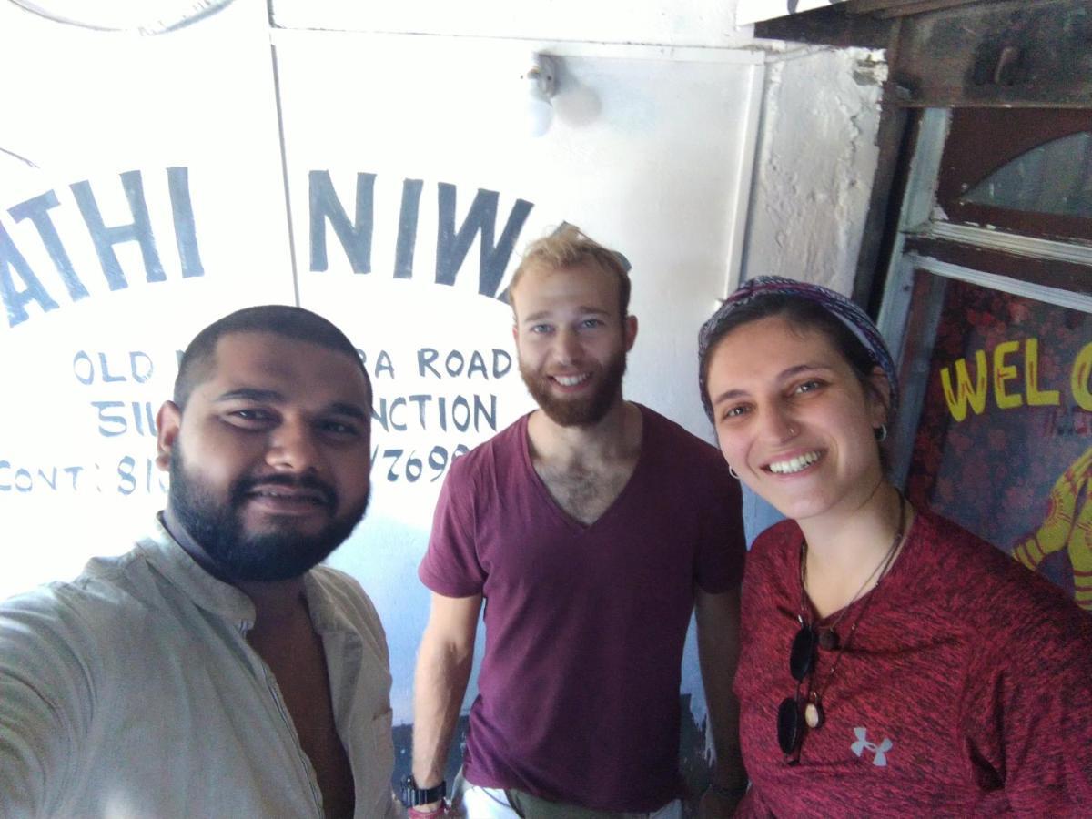 Atathi Niwas Guest House For Backpackers And Travellers Siliguri Esterno foto