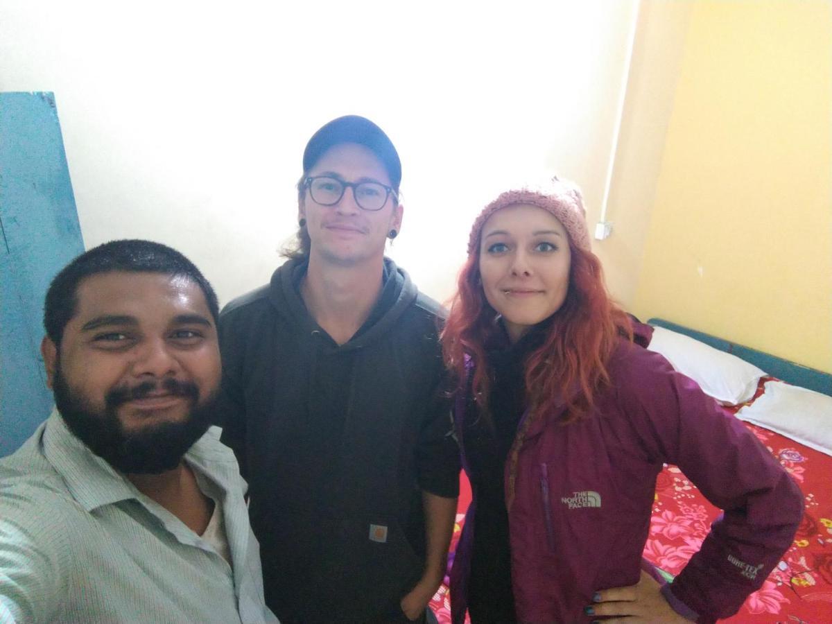 Atathi Niwas Guest House For Backpackers And Travellers Siliguri Esterno foto